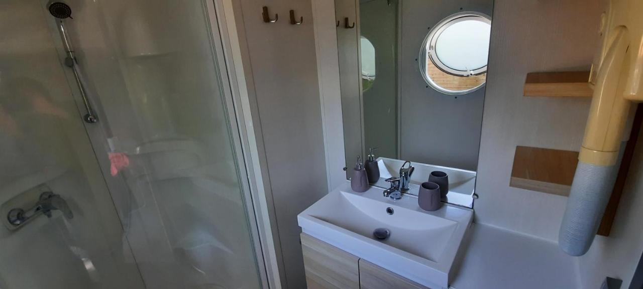 Mobil-Home 6 pers sur une grande parcelle, piscine, activités, camping 3 étoiles Saint-Chéron Extérieur photo